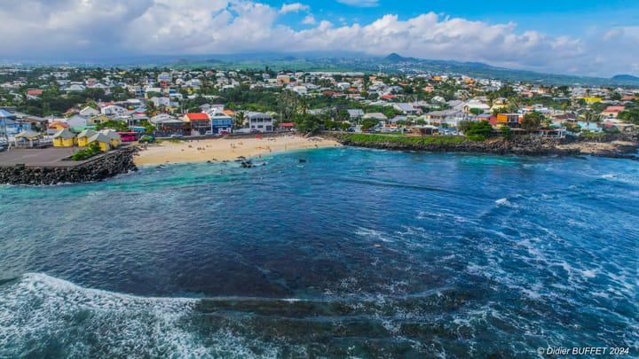 Histoire de l'île de la Réunion pour celui qui la découvre.